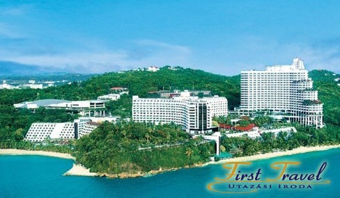 Royal Cliff 00