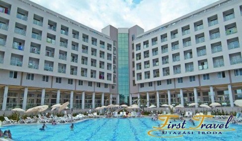Hedef Rose Garden 00