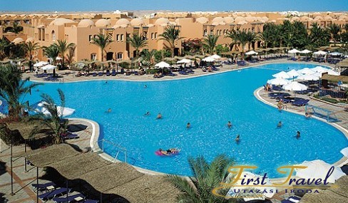 IberotelMakadiOasis01.jpg