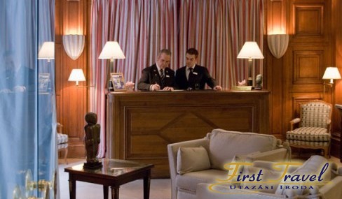 Hotel Astor Saint Honore01-recepció.jpg