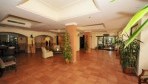 Days Inn 03-hall2.jpg