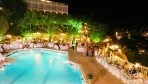 Alexandra Beach 02-medence5