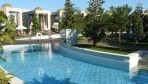 GloriaSerenity01-medence2