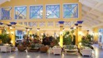 TrypPeninsula03-lobby.jpg