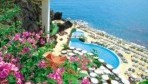 HotelCliffBay02-medence.jpg