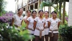Sandies Pwani Beach Resort 06-szemelyzet.jpg