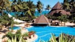 Diani Reef Beach 02-medence2