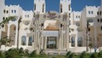 PyramisaBlueLagoon00-bejarat.jpg