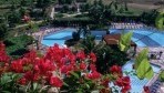 Hotel Occidental Miramar La Habana02-medence.jpg