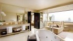 Millennium Hilton Bangkok 03-szoba4royalsuite.jpg