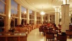 TiaHeightsMakadiBay04-lobby.jpg