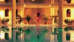 GoldenBay04-fedettmedence.jpg