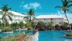 Hotel Excellence Punta Cana 02-medence.JPG