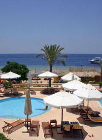 Melia Sinai *****