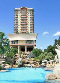 Long Beach Garden ****