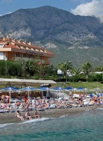 Valeri Beach ***                             