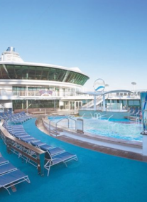 10 éjszaka hajóút Hajótársaság: Royal Caribbean Cruise Hajó neve: Serenade of the Seas Útvonal: Fort Lauderdale-Tortola-Basseterre-Roseau-St. Johns-Philipsburg-Fort Lauderdale