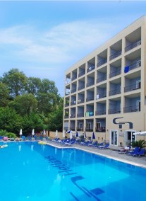 Hellinis Hotel ***