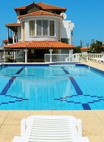 Athina apartmanház ***