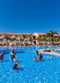 Aparthotel El Duque ***