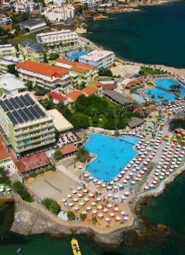 Eri Beach & Village****