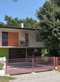 Villa Miki