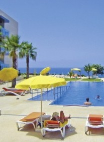 Golden Residence ***